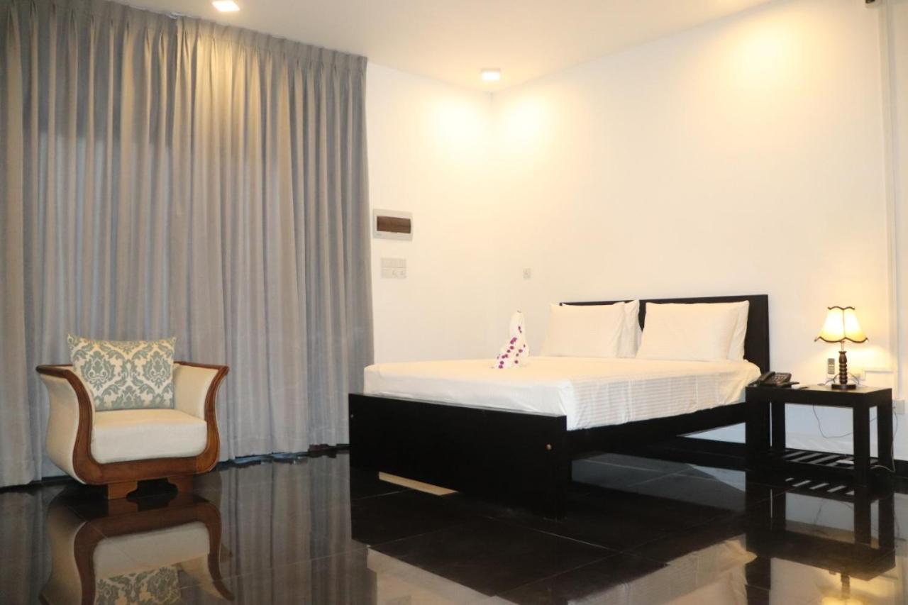 Village Hotel Northern Point Point Pedro Εξωτερικό φωτογραφία
