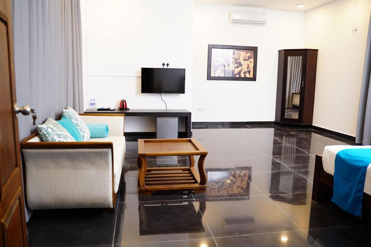 Village Hotel Northern Point Point Pedro Εξωτερικό φωτογραφία